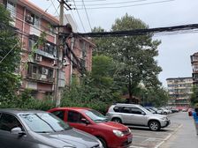 前泥洼小区带电梯两居室近地铁