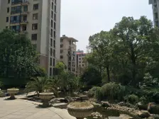 莱茵半岛花园 南北通透,采光好 装修好,环镜优美 近地铁 视野好,诚心出售