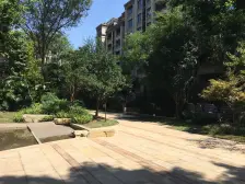 龙湖花千树二期,住家装修洋房,诚心出售,价格可谈