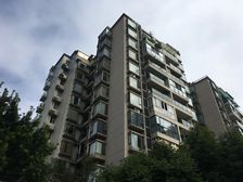 翡翠城一期 4室2厅 西南