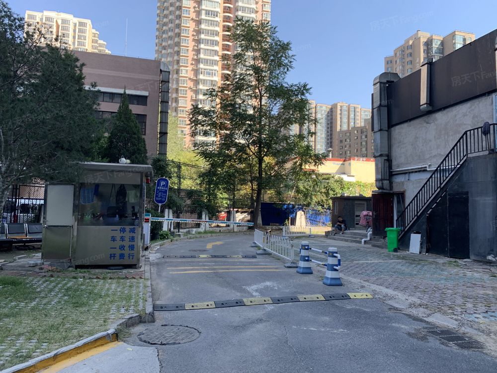 小区相关图
