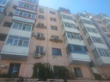 正阳南小区六楼精装修南向采光好楼下地铁口