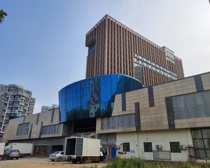 交通方便,3号地铁口复兴大道站旁,成熟商圈配套齐全