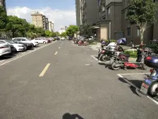 户型方正 采光好 小区房龄新停车方便 诚意出售