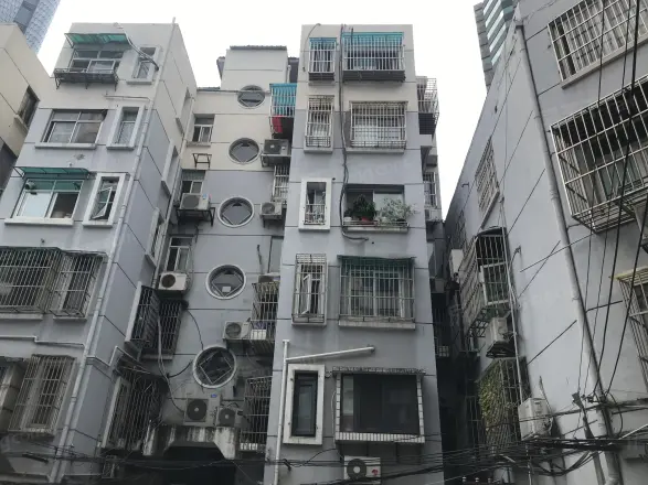 厚载村实景图