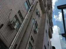 南北通透,小区中心位置,主卧朝南,闹中取静