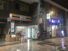 万达广场,步行街,户型方正,近轻轨站,生活配套成熟