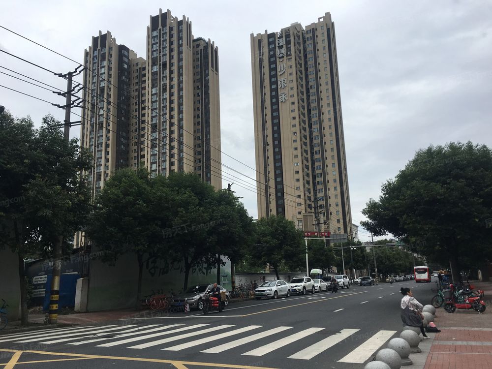 小区相关图