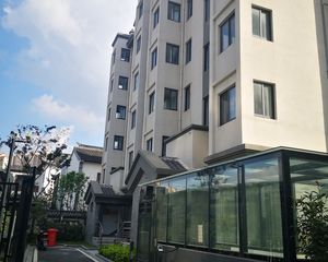 陆洪小镇2室1厅南