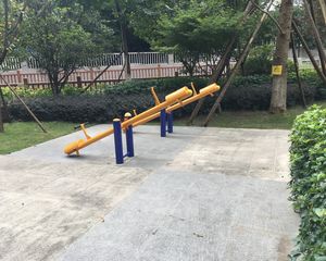 蓝润V客东区3室1厅南