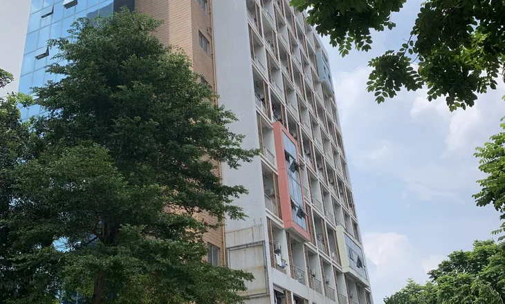 松山湖地/铁口 松涛公寓 首付15万 可租2800 繁华地段 送家私电!