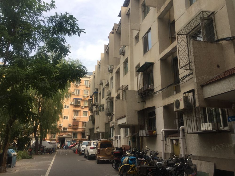 小区相关图