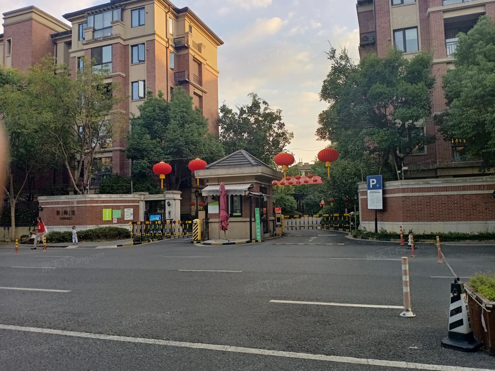 小区相关图