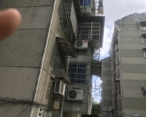 房东诚心卖,低楼层,适合老人居住,配套完善