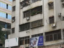 黄河商圈 永乐楼 三面采光 装修材料己备齐