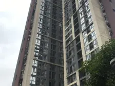 六公里住家装修正两房 出行方便 朝向采光好 交通便利