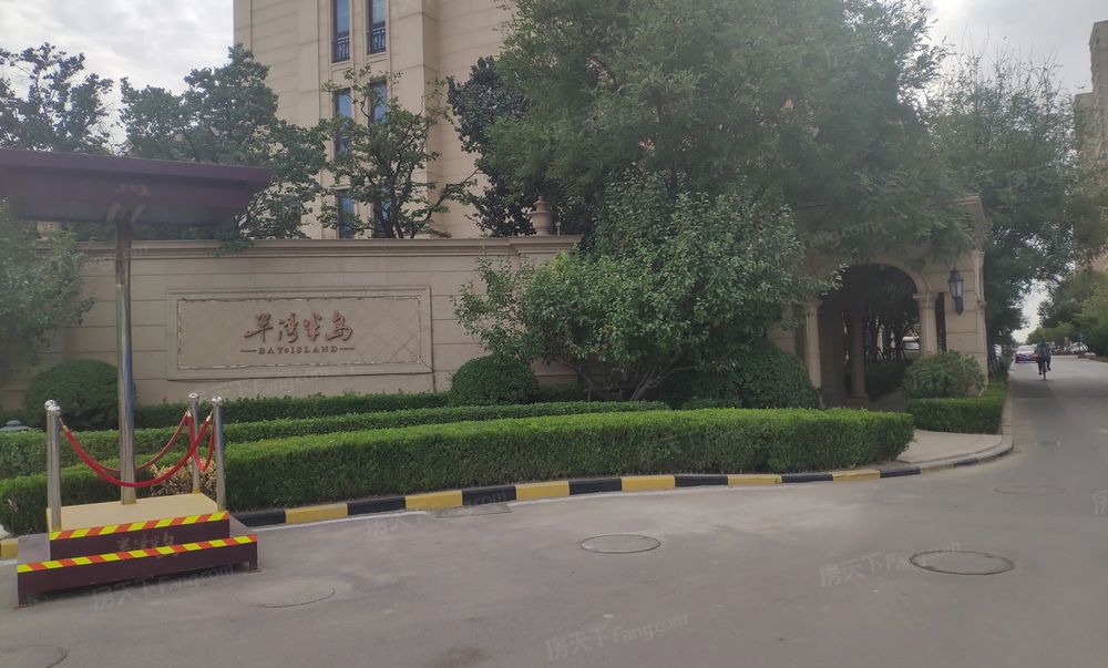 首付17万 融创半湾半岛 双阳两居 清水毛坯 随意装修