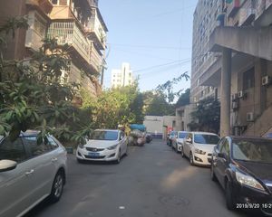 此房单价便宜,房东诚心出售,单位房,近地铁