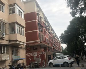 西城区白纸坊建功东里南北向二居室中间层