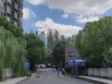 刘行站旁中高楼层2房,采光好视野好