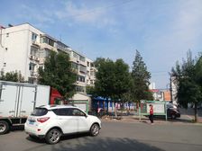 果园新里北区2-1-1-1交通方便