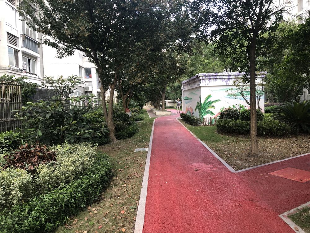 小区相关图