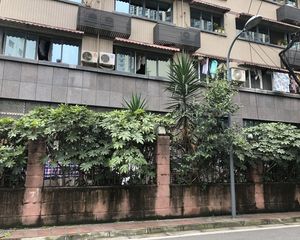 棕港公寓3室2厅南