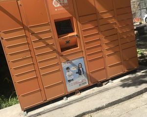 低楼层南北通透大三居钢混结构精装修拎包入住