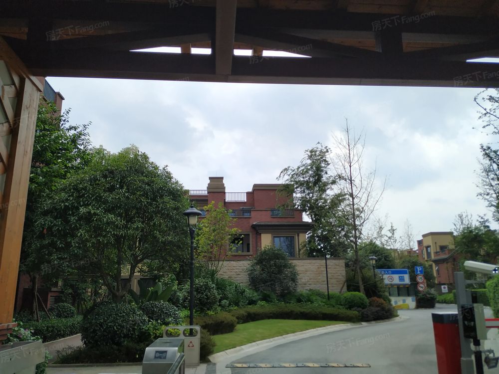 小区相关图