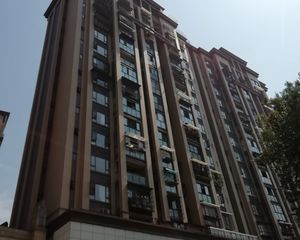 明新国际新城3室2厅东南南