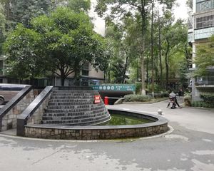 博雅新城D区3室2厅东北