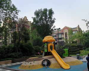 建发泱墅5室2厅南