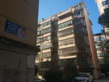 此房户型格局好,采光好,无遮挡,出行方便