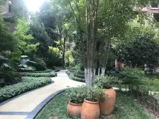 和泓四季B1区 4室3厅 南