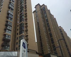 新城吾悦华府3室1厅北