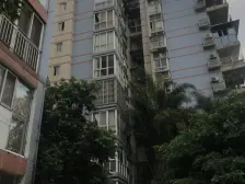 农业园区 农业园区管委会集资楼四房112万