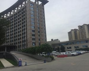 山楂树2室1厅东南