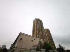 西区 春华别院三房73万