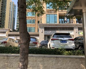 观沙岭地铁站,恒大出售,大面积的公寓,使用空间充足