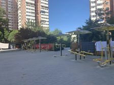朝青·大悦城东侧安静二居板楼2层小区中间东西通透看房随时
