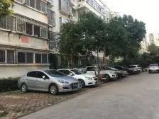 【二水北院】2005年四室,简装双气,好停车,出行方便