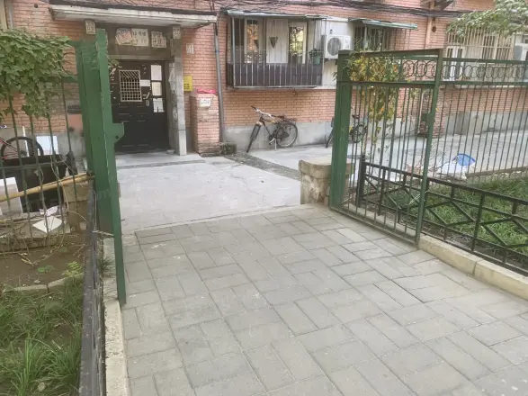 月坛北小街实景图