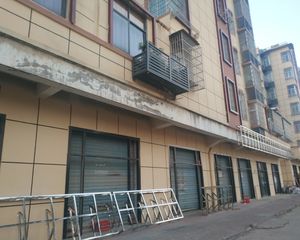 嘉业水景名居南北通透,采光好视野好,诚心出售