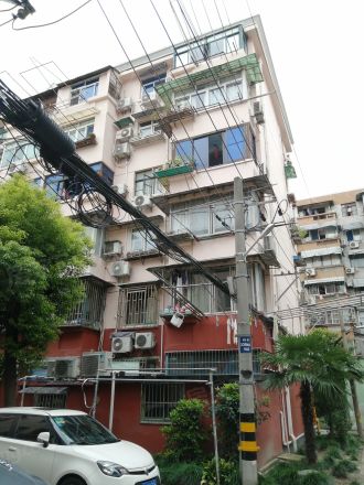 沪太路792弄小区实景图