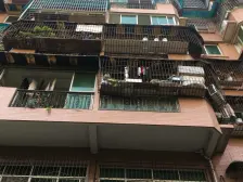小区环境安静,一直自住得,保持得还可以,拎包入住