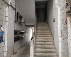 邻近本原!低楼层!刚需3房,户型方正,南向