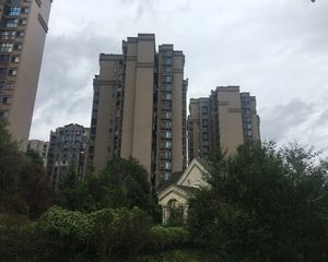 马克公馆二期3室2厅南西南