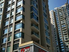 雅颂居二期1室0厅西北