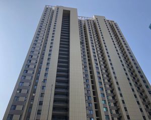 万科悦峯2室1厅南北