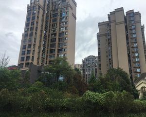 马克公馆一期 3室2厅 南